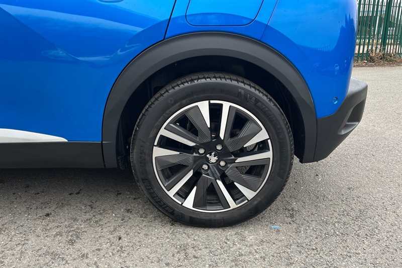 Used Peugeot E-2008 2021 for sale - 77627727: Photo 9