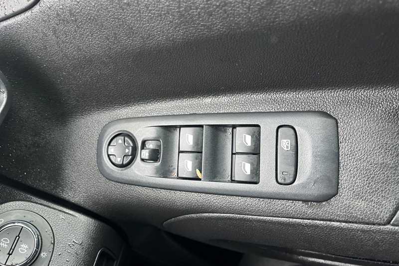 Used Vauxhall Combo Life 2022 for sale - 77471973: Photo 16