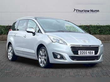 Used Peugeot 5008 2016 for sale - 75887140: Photo