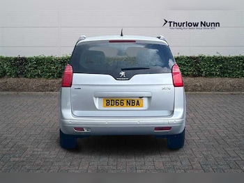 Used Peugeot 5008 2016 for sale - 75887140: Photo