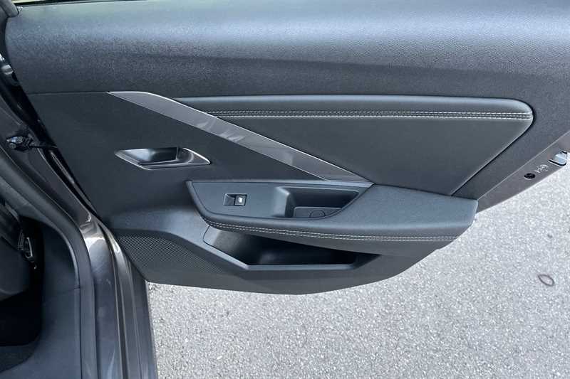 Used Vauxhall Astra 2024 for sale - 77512785: Photo 42