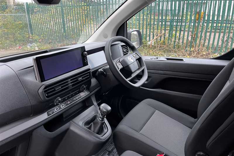 Used Vauxhall Vivaro 2025 for sale - 76875287: Photo 11