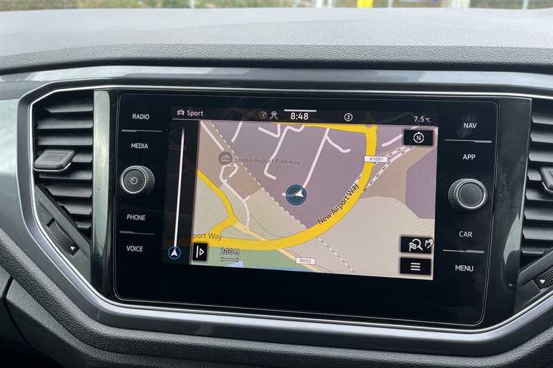 Used Volkswagen T-Roc 2021 for sale - 78051318: Photo 18