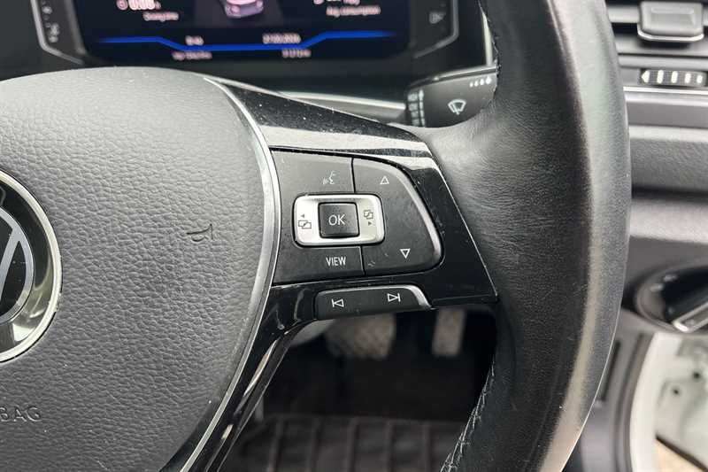 Used Volkswagen T-Roc 2021 for sale - 78051318: Photo 22