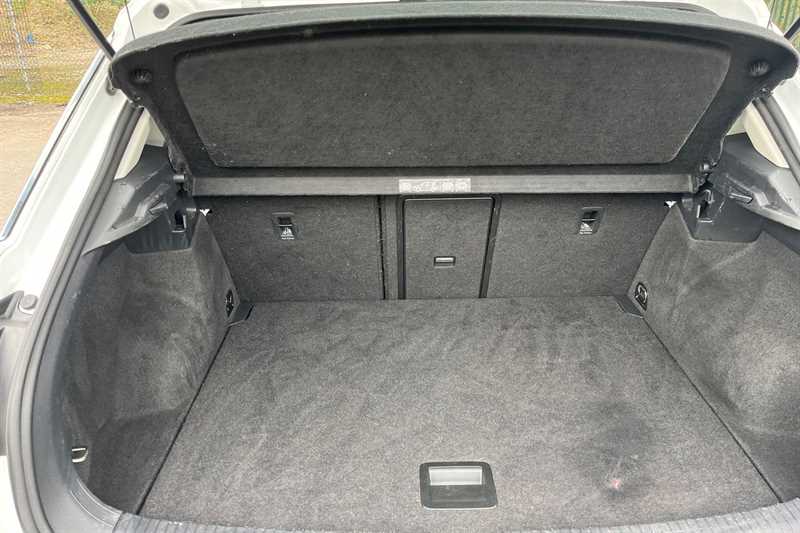 Used Volkswagen T-Roc 2021 for sale - 78051318: Photo 24