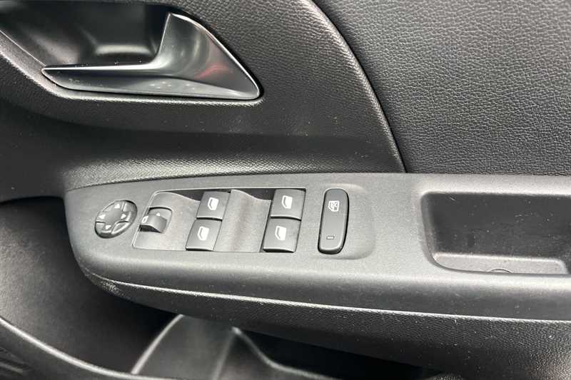 Used Vauxhall Corsa 2023 for sale - 77145942: Photo 16