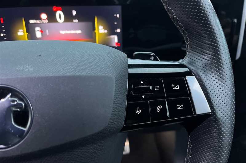 Used Vauxhall Astra 2022 for sale - 76705970: Photo 22