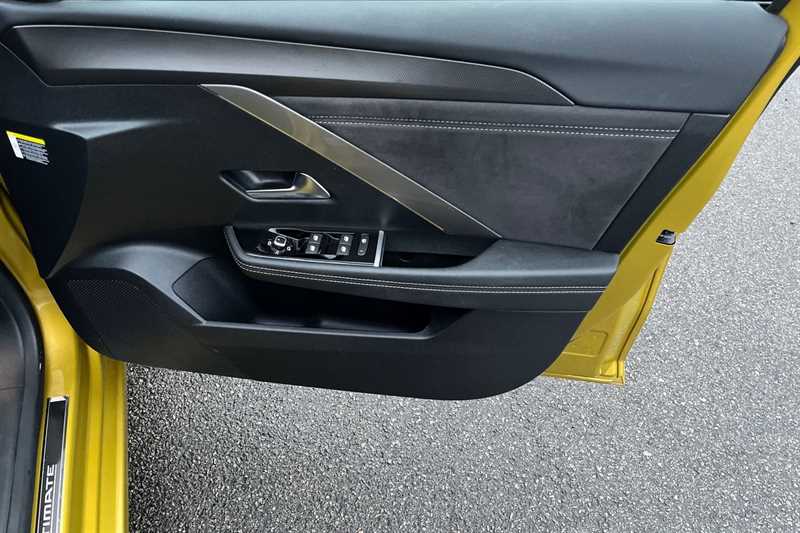 Used Vauxhall Astra 2022 for sale - 76705970: Photo 41