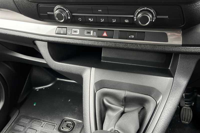 Used Vauxhall Vivaro 2025 for sale - 76915305: Photo 15