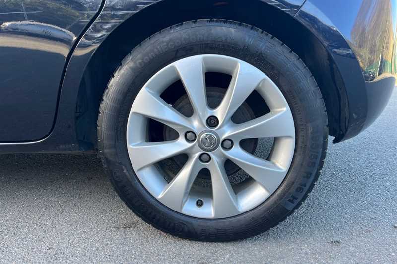 Used Vauxhall Corsa 2018 for sale - 77927600: Photo 9