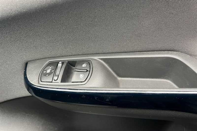 Used Vauxhall Corsa 2016 for sale - 76155079: Photo 16