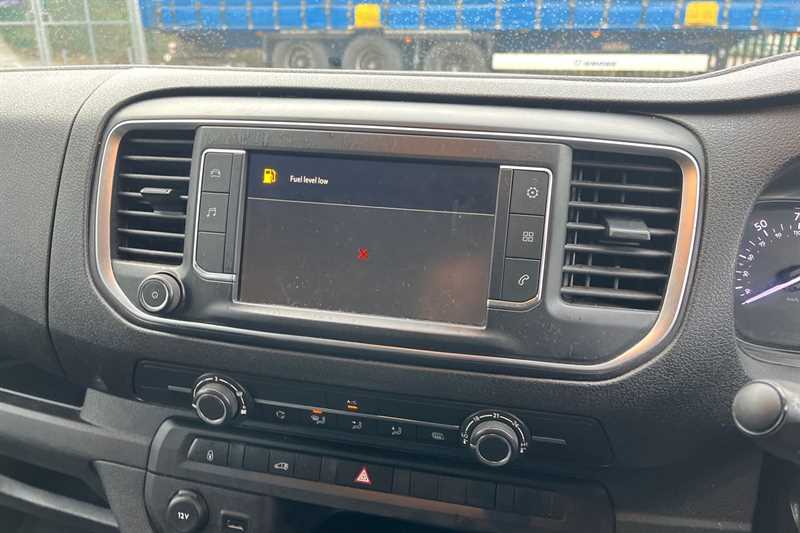 Used Vauxhall Vivaro 2023 for sale - 77513436: Photo 17