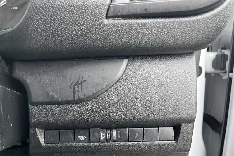 Used Vauxhall Vivaro 2023 for sale - 77513436: Photo 30