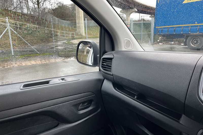 Used Vauxhall Vivaro 2023 for sale - 77513436: Photo 40