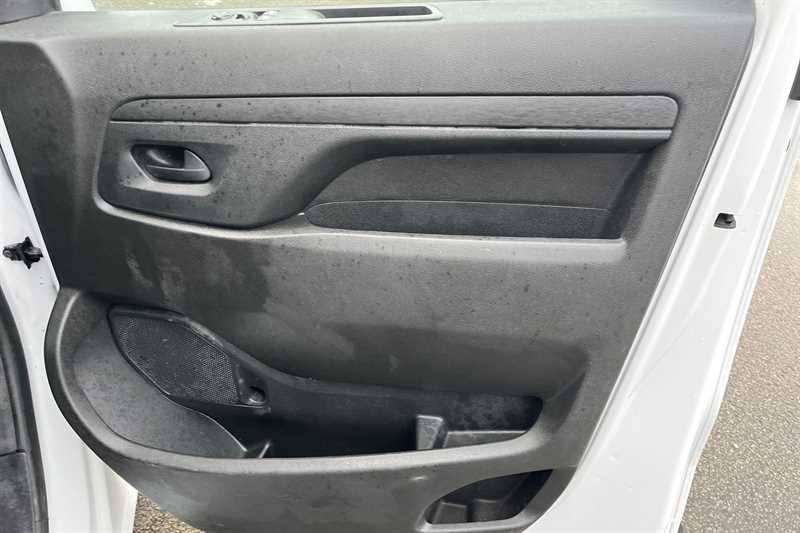 Used Vauxhall Vivaro 2023 for sale - 77513436: Photo 41