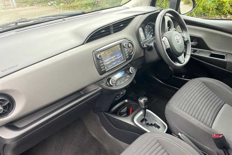 Used Toyota Yaris 2019 for sale - 76204147: Photo 13