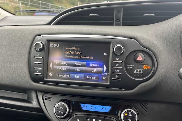 Used Toyota Yaris 2019 for sale - 76204147: Photo 17