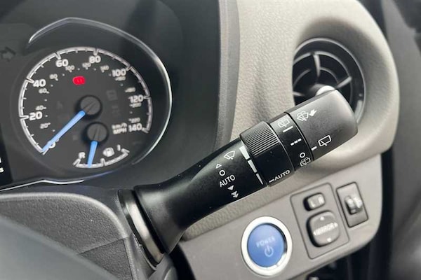 Used Toyota Yaris 2019 for sale - 76204147: Photo 28