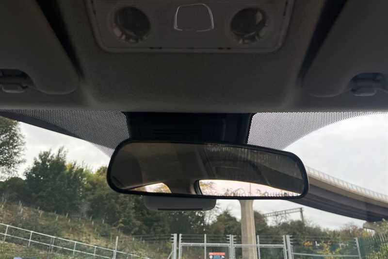 Used Toyota Yaris 2019 for sale - 76204147: Photo 34