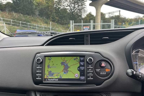 Used Toyota Yaris 2019 for sale - 76204147: Photo 37