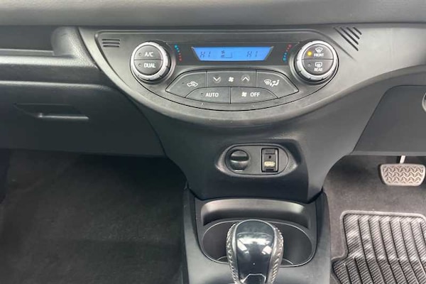 Used Toyota Yaris 2019 for sale - 76204147: Photo 38