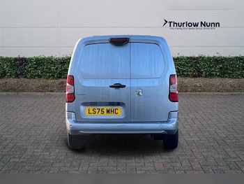 Used Vauxhall Combo 2025 for sale - 77146171: Photo
