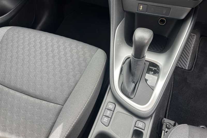 Used Toyota Yaris 2021 for sale - 78103327: Photo 14