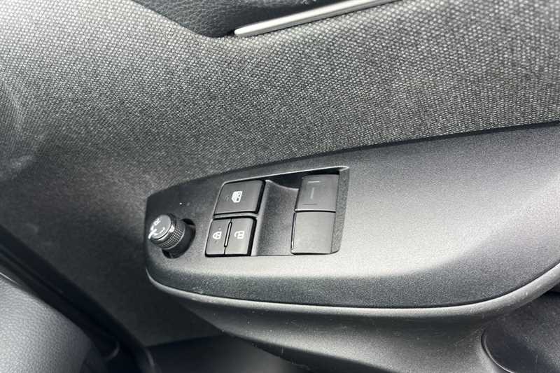 Used Toyota Yaris 2021 for sale - 78103327: Photo 16