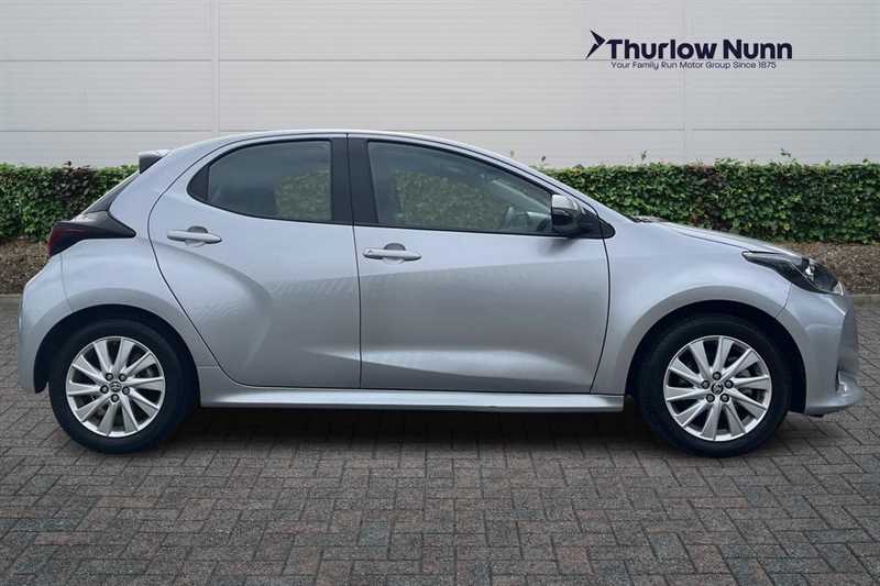 Used Toyota Yaris 2021 for sale - 78103327: Photo 2