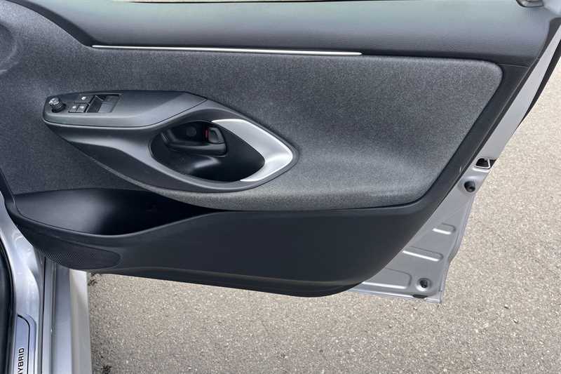 Used Toyota Yaris 2021 for sale - 78103327: Photo 42