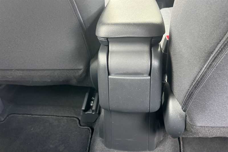 Used Toyota Yaris 2021 for sale - 78103327: Photo 44