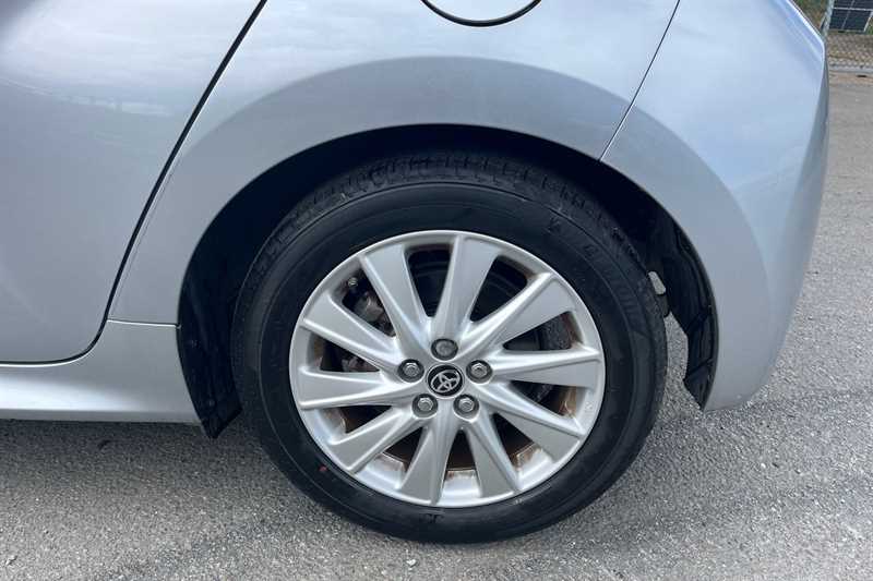 Used Toyota Yaris 2021 for sale - 78103327: Photo 60