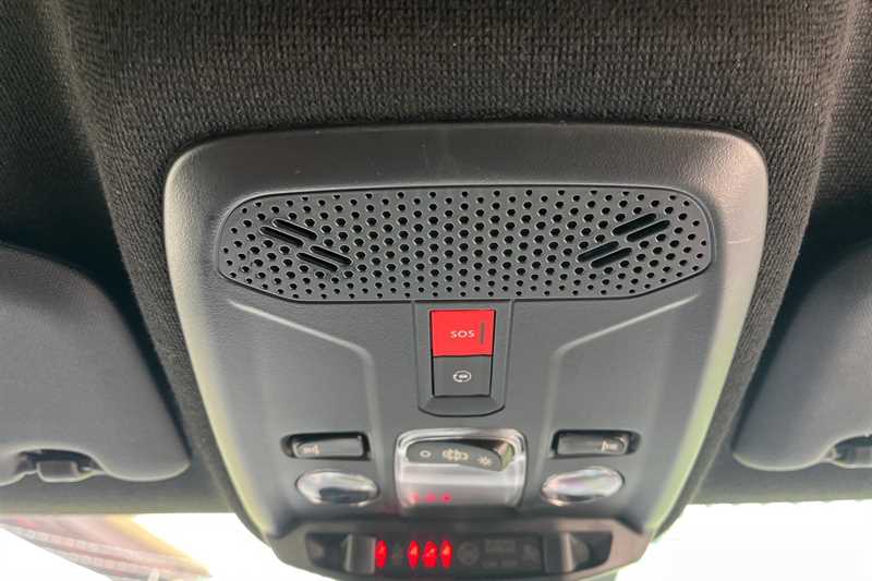 Vehicle 33