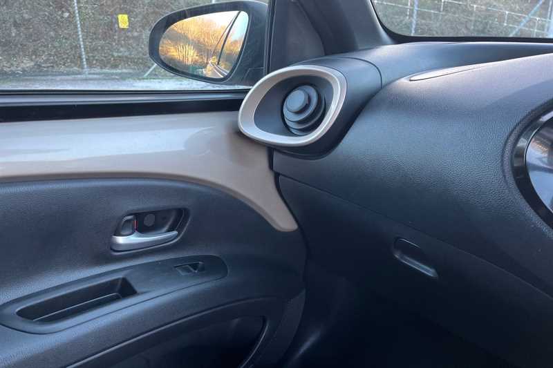 Used Toyota Aygo X 2022 for sale - 77146504: Photo 41