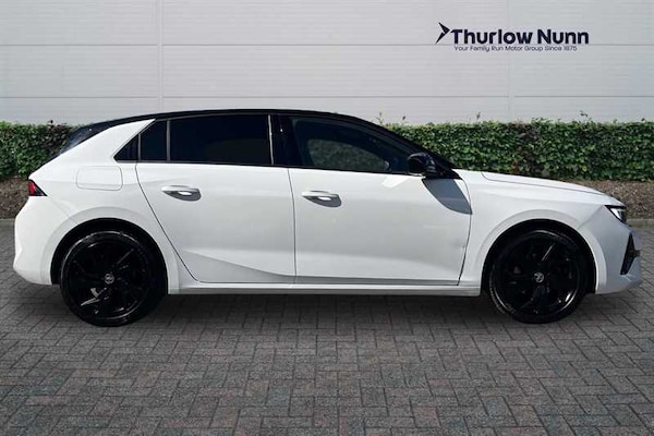 Used Vauxhall Astra 2022 for sale - 76112535: Photo 2