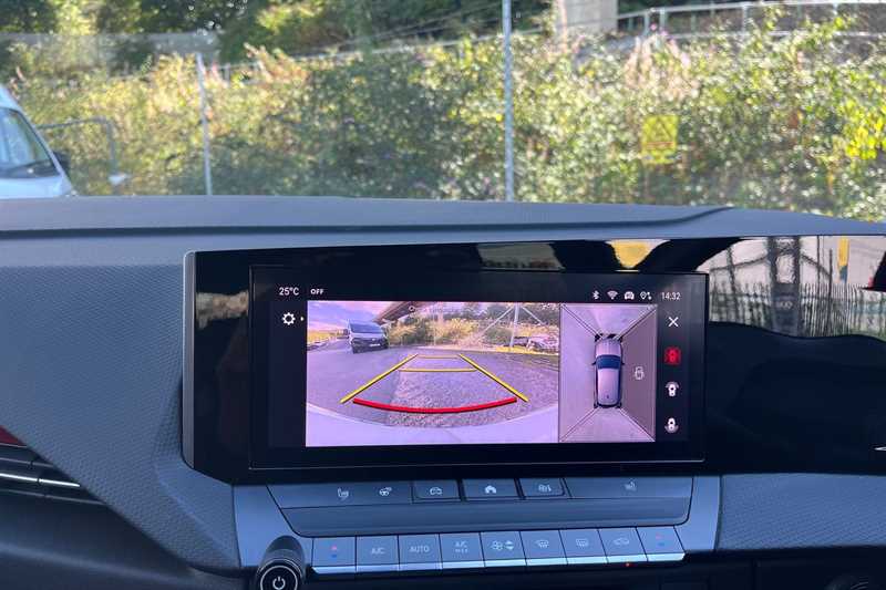 Used Vauxhall Astra 2022 for sale - 76112535: Photo 37