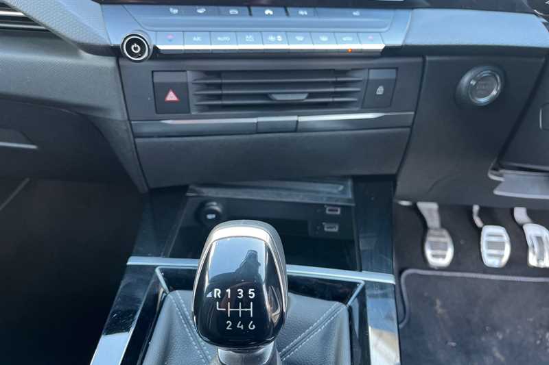 Used Vauxhall Astra 2022 for sale - 76112535: Photo 38