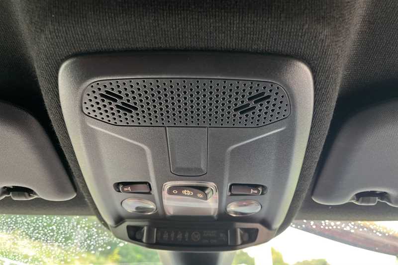 Vehicle 33