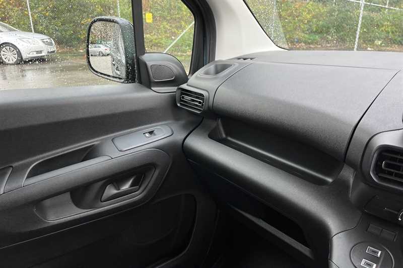 Used Vauxhall Combo 2025 for sale - 77146991: Photo 41