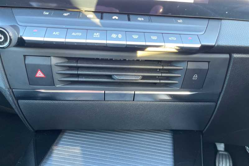 Used Vauxhall Astra 2024 for sale - 77911444: Photo 32