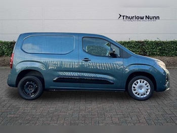 Used Vauxhall Combo 2025 for sale - 76552654: Photo