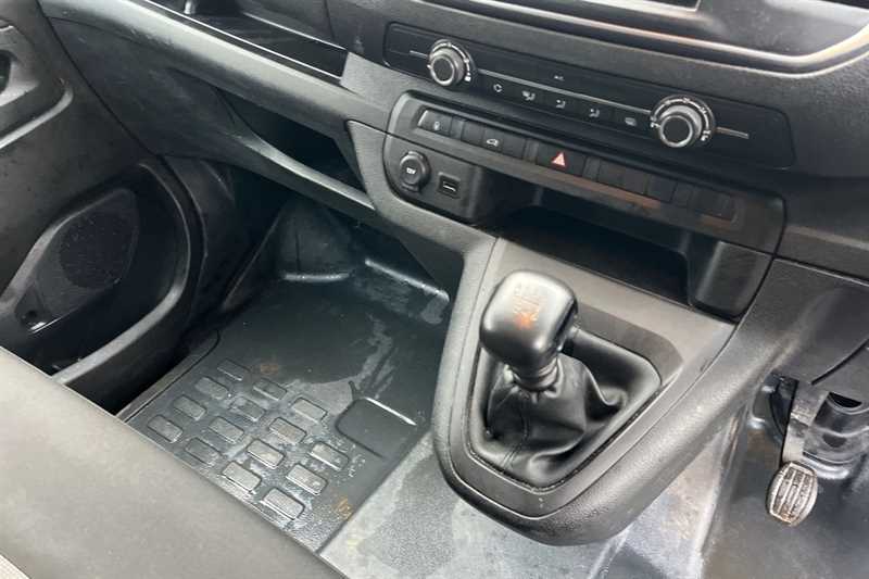 Used Vauxhall Vivaro 2023 for sale - 77428400: Photo 14