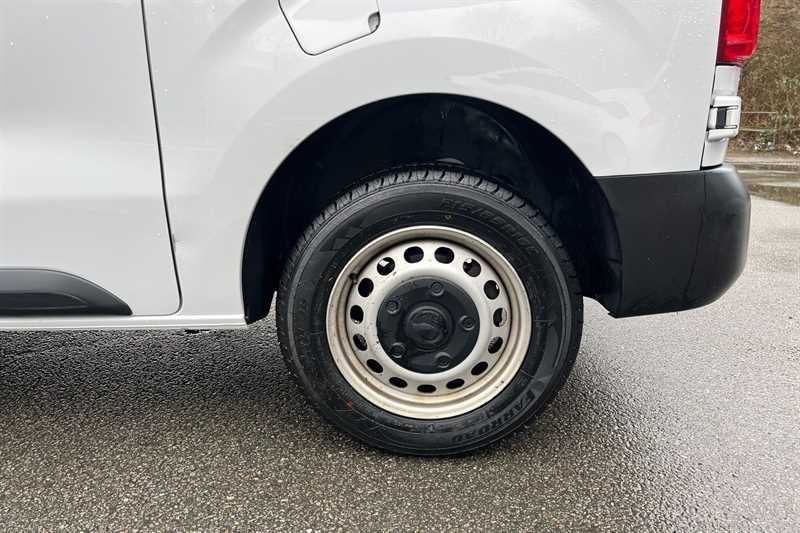 Used Vauxhall Vivaro 2023 for sale - 77428400: Photo 9