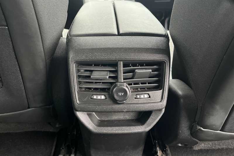 Used Peugeot 3008 2020 for sale - 76515102: Photo 44