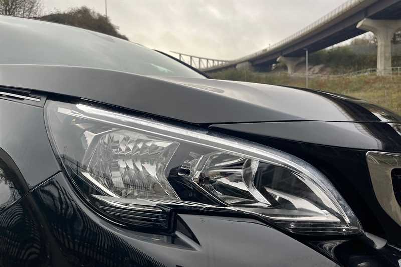 Used Peugeot 3008 2020 for sale - 76515102: Photo 54