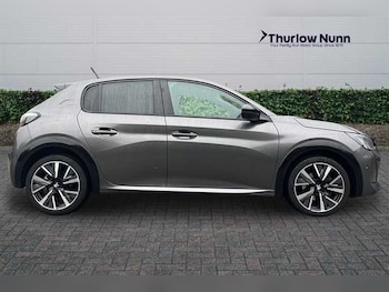 Used Peugeot 208 2022 for sale - 76229644: Photo 2