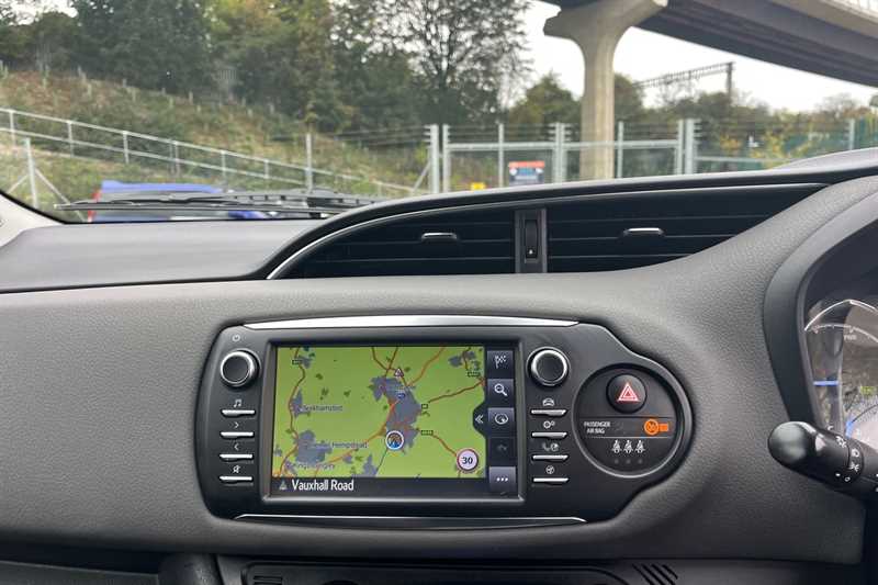 Used Toyota Yaris 2019 for sale - 77146941: Photo 37