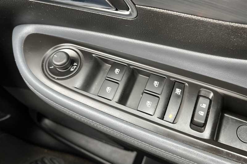 Used Vauxhall Mokka 2015 for sale - 77018559: Photo 16