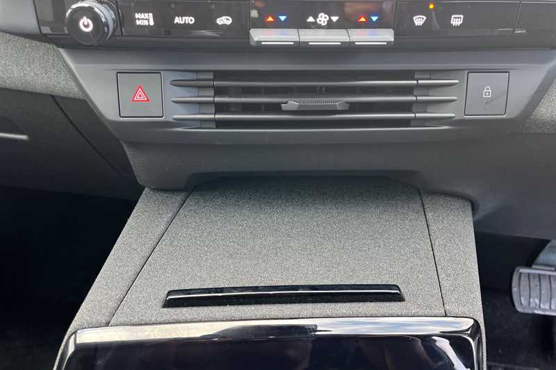 Used Vauxhall Grandland 2024 for sale - 77146155: Photo 15