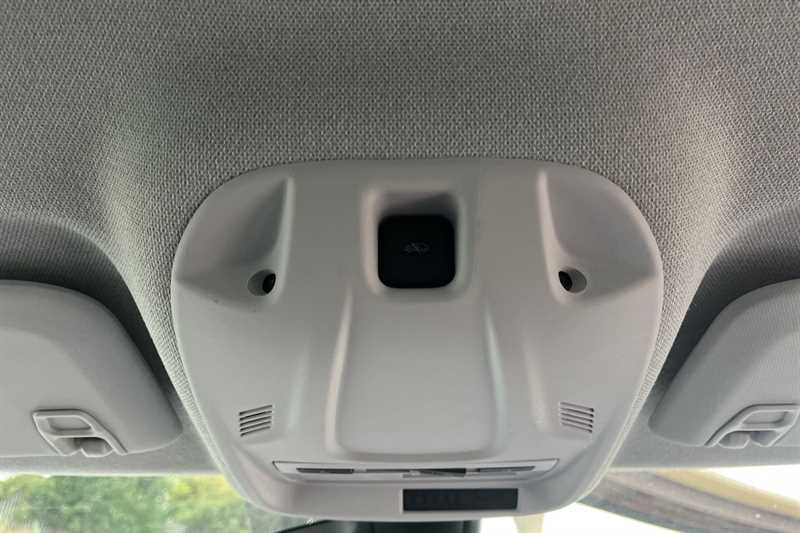 Used Vauxhall Crossland 2021 for sale - 77146117: Photo 33